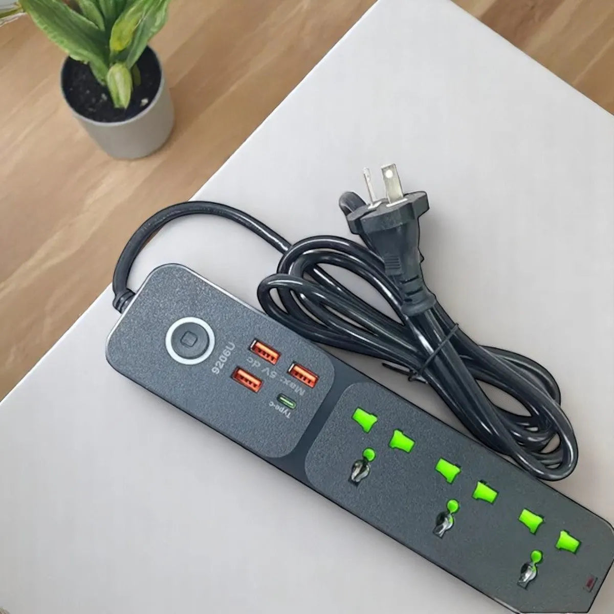 Zapatilla Alargue 220V con Variso Tomas, 3 USB y 1 USB-C